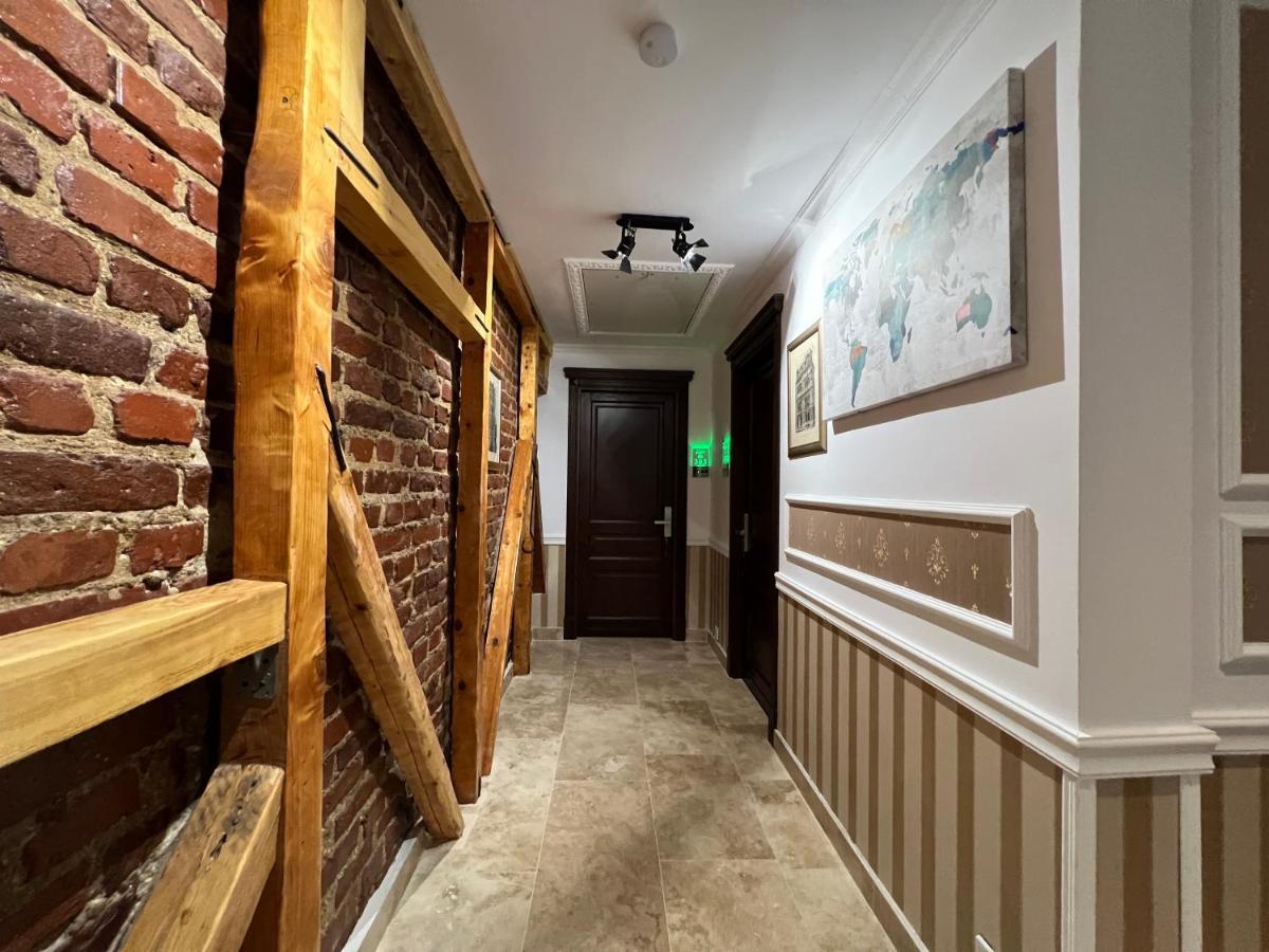 Hotel Boutique Cathedral Plaza Residences Room For Rent Downtown Bukares Bagian luar foto