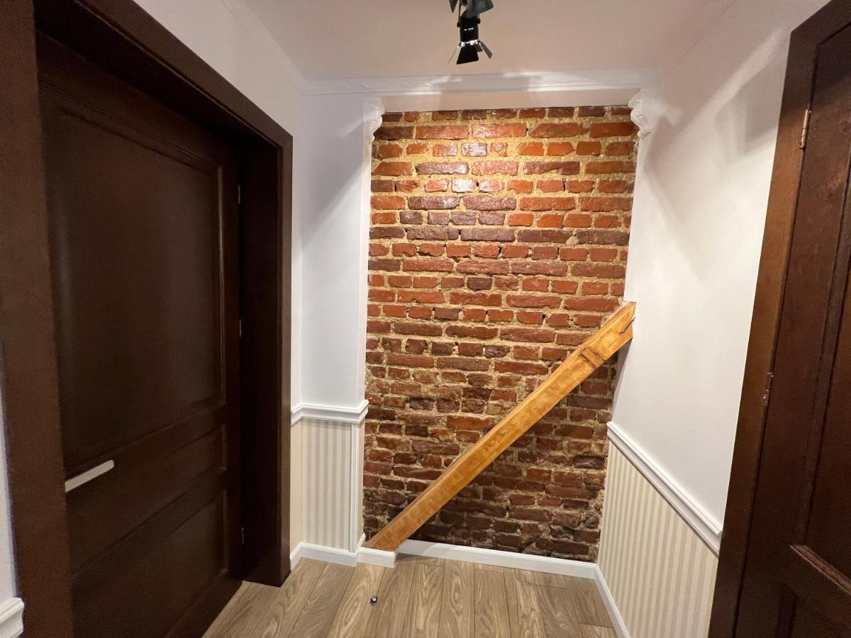 Hotel Boutique Cathedral Plaza Residences Room For Rent Downtown Bukares Bagian luar foto